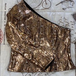 Off the shoulder/one sleeve top